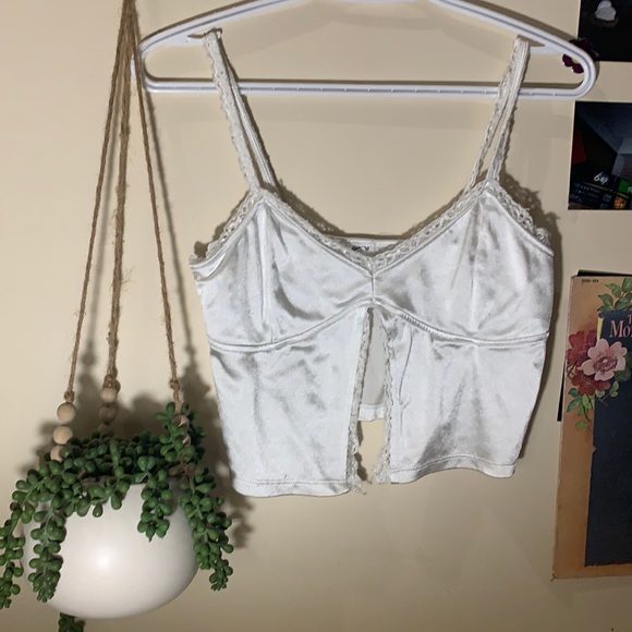 Garage medium white silk + lace trim crop top 🤍🤍 - Picture 1 of 4